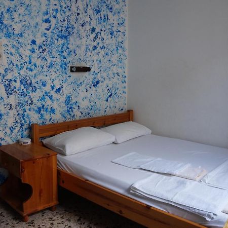 Filippos Hotel Ágios Kírykos Eksteriør billede