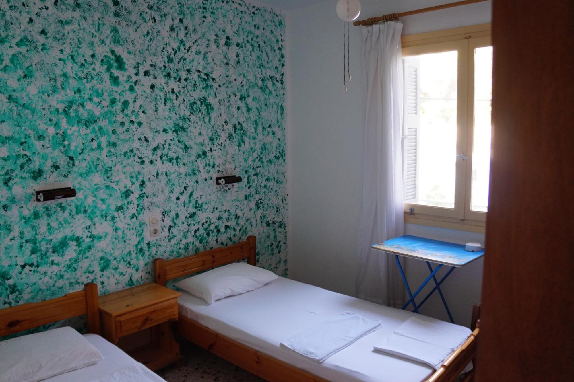 Filippos Hotel Ágios Kírykos Eksteriør billede